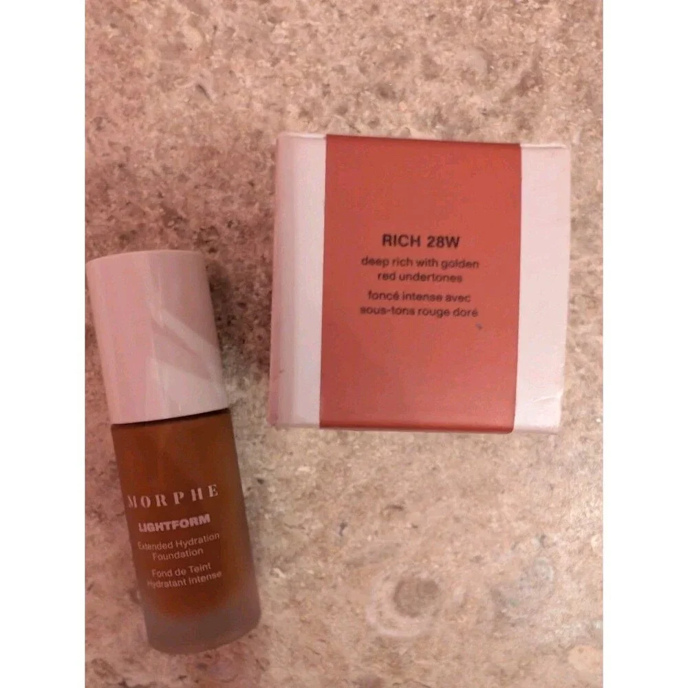 MORPHE Lightform Extended Hydration Foundation 1oz Rich 28W New In Box